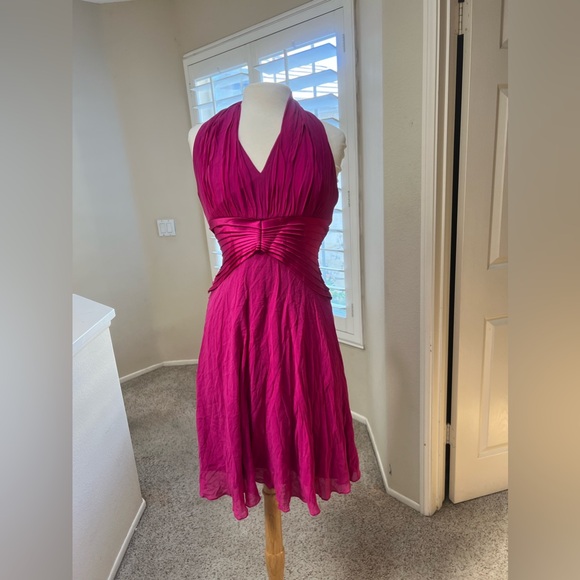 Tadashi Shoji y2k Halter Barbie  Pink Open‎ back girly dress with ruching detail - Picture 1 of 16